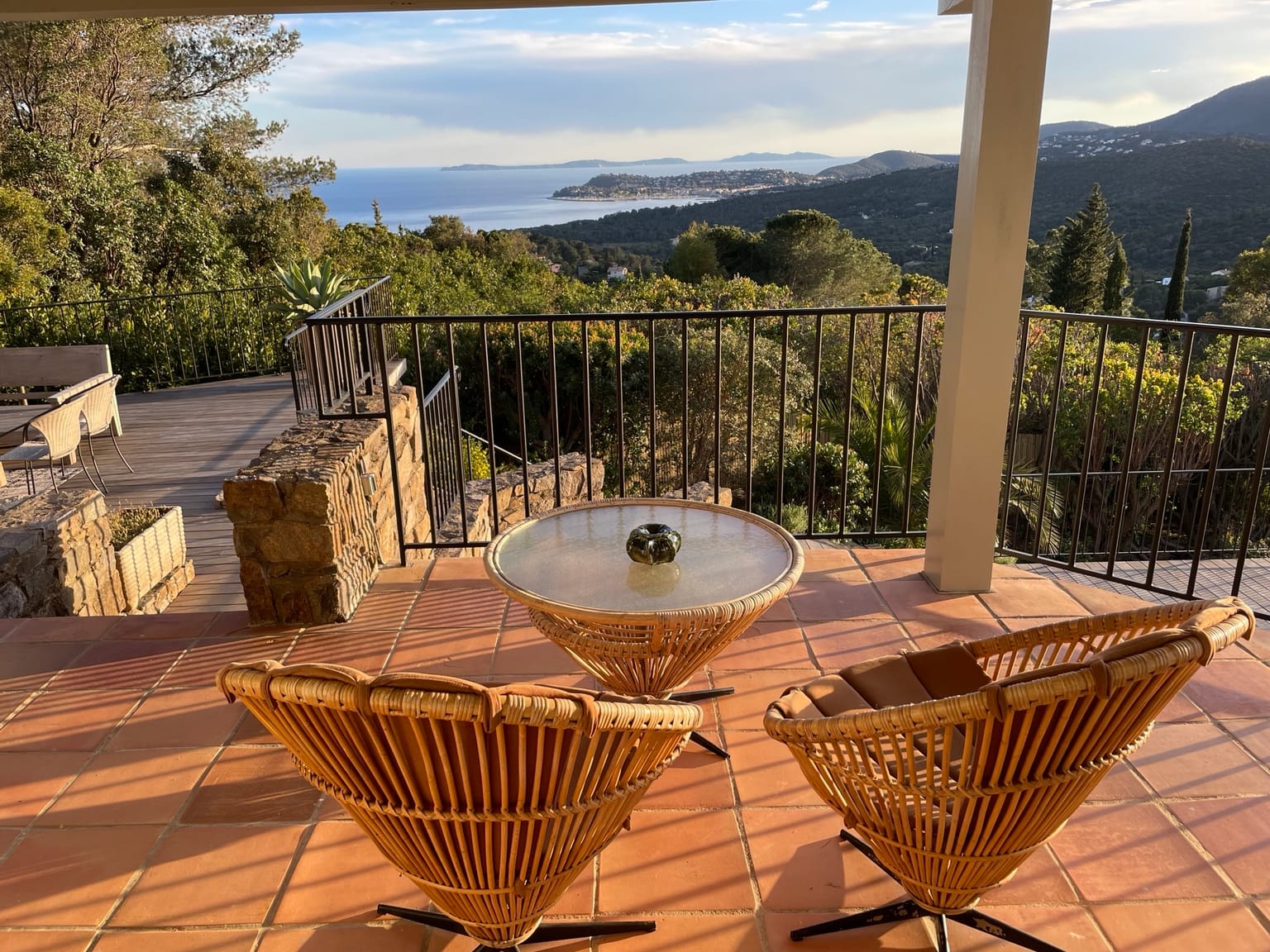 Terrasse avec vue mer
